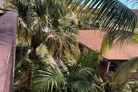 Copropriété à louer à Miami, Floride: 2 chambres, 88.72 m2 № 1949014 - photo 18