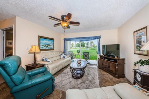 Copropriété à vendre à Saint Petersburg, Floride: 2 chambres, 106.37 m2 № 1657345 - photo 10