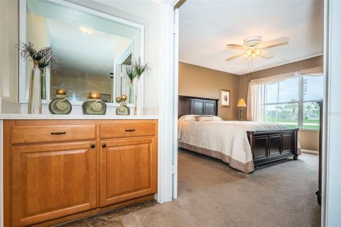Copropriété à vendre à Saint Petersburg, Floride: 2 chambres, 106.37 m2 № 1657345 - photo 14
