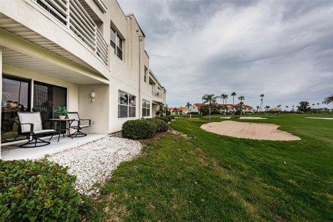 Copropriété à vendre à Saint Petersburg, Floride: 2 chambres, 106.37 m2 № 1657345 - photo 25