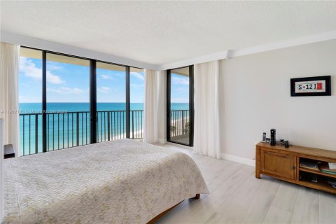 Condo in Tequesta, Florida, 3 bedrooms № 1963171 - photo 7