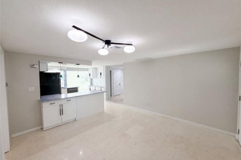 Casa en venta en Hudson, Florida, 3 dormitorios, 121.14 m2 № 2227795 - foto 6