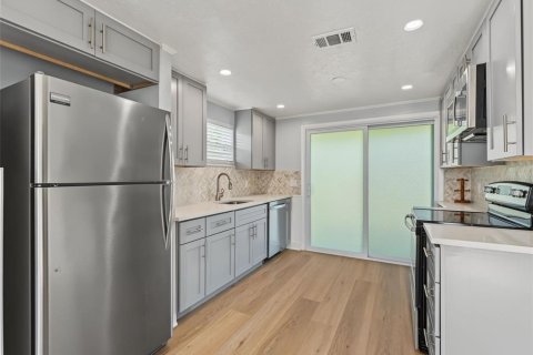 Villa ou maison à vendre à Hudson, Floride: 2 chambres, 153.2 m2 № 2316437 - photo 10