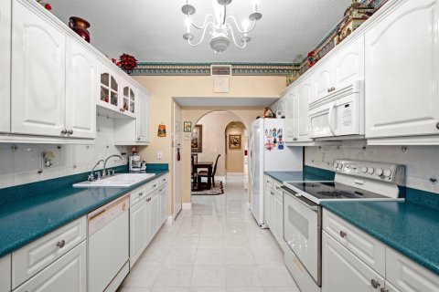 Condo in Boca Raton, Florida, 3 bedrooms  № 2077745 - photo 7