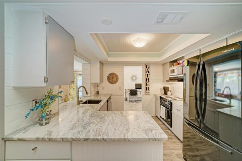 Villa ou maison à vendre à Sarasota, Floride: 2 chambres, 156.35 m2 № 2147737 - photo 19