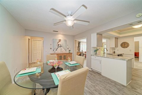 Villa ou maison à vendre à Sarasota, Floride: 2 chambres, 156.35 m2 № 2147737 - photo 17