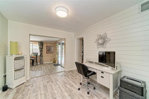 Villa ou maison à vendre à Sarasota, Floride: 2 chambres, 156.35 m2 № 2147737 - photo 12