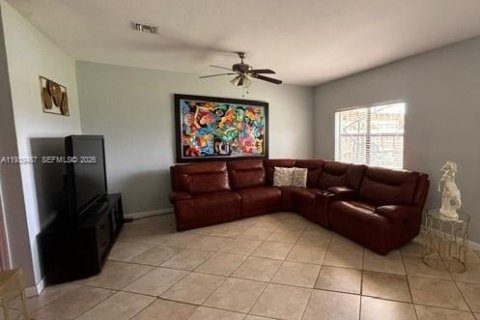 Villa ou maison à vendre à Homestead, Floride: 4 chambres, 231.7 m2 № 2004258 - photo 9