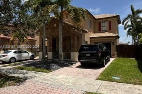 Villa ou maison à vendre à Homestead, Floride: 4 chambres, 231.7 m2 № 2004258 - photo 2