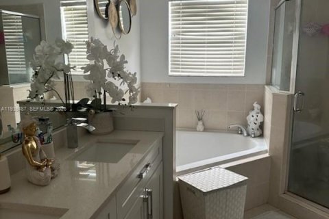 Villa ou maison à vendre à Homestead, Floride: 4 chambres, 231.7 m2 № 2004258 - photo 17