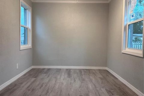 House in North Port, Florida 2 bedrooms, 75.44 sq.m. № 1537176 - photo 11