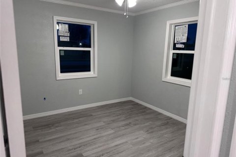 House in North Port, Florida 2 bedrooms, 75.44 sq.m. № 1537176 - photo 13