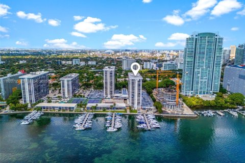 Купить кондоминиум в Майами, Флорида 2 спальни, 136.29м2, № 1976538 - фото 3
