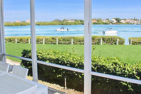 Copropriété à louer à Sarasota, Floride: 2 chambres, 89.09 m2 № 2298793 - photo 7