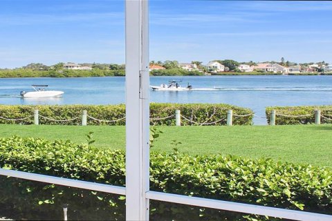 Copropriété à louer à Sarasota, Floride: 2 chambres, 89.09 m2 № 2298793 - photo 6