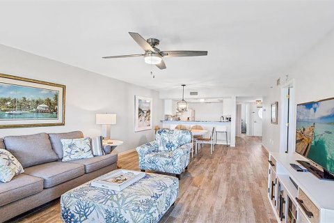 Copropriété à louer à Sarasota, Floride: 2 chambres, 89.09 m2 № 2298793 - photo 9