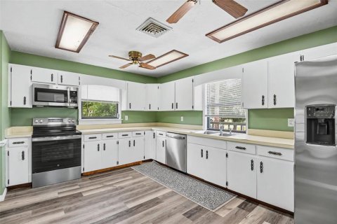 Villa ou maison à vendre à Englewood, Floride: 3 chambres, 232.26 m2 № 2234731 - photo 5