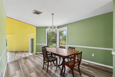 Villa ou maison à vendre à Englewood, Floride: 3 chambres, 232.26 m2 № 2234731 - photo 6