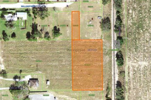 Land in Frostproof, Florida № 2115220