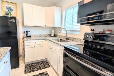 Copropriété à vendre à Bradenton, Floride: 1 chambre, 53.51 m2 № 2148197 - photo 4