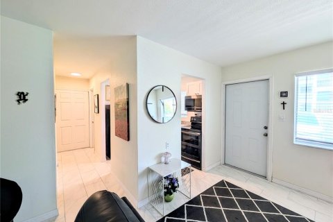 Copropriété à vendre à Bradenton, Floride: 1 chambre, 53.51 m2 № 2148197 - photo 8