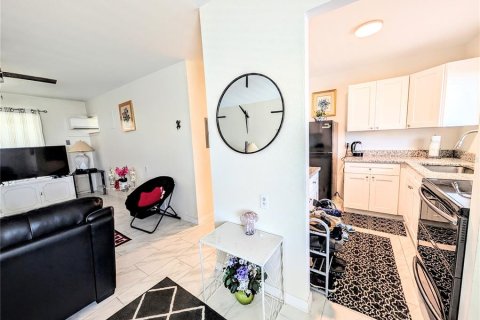 Copropriété à vendre à Bradenton, Floride: 1 chambre, 53.51 m2 № 2148197 - photo 7