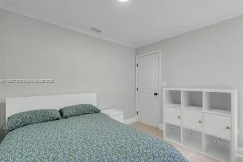 Townhouse in Miami, Florida 3 bedrooms, 119.75 sq.m. № 1883830 - photo 17