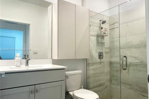 Townhouse in Pembroke Pines, Florida 4 bedrooms, 180.04 sq.m. № 1857090 - photo 19