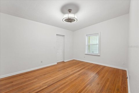 House in Winter Park, Florida 3 bedrooms, 162.58 sq.m. № 1905668 - photo 11