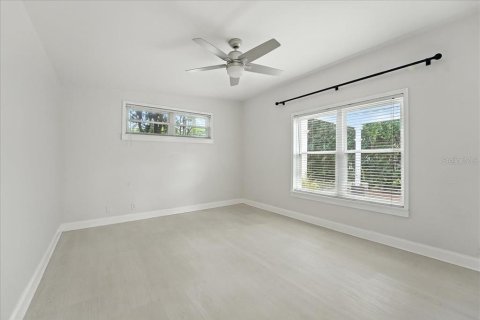 House in Winter Park, Florida 3 bedrooms, 162.58 sq.m. № 1905668 - photo 8
