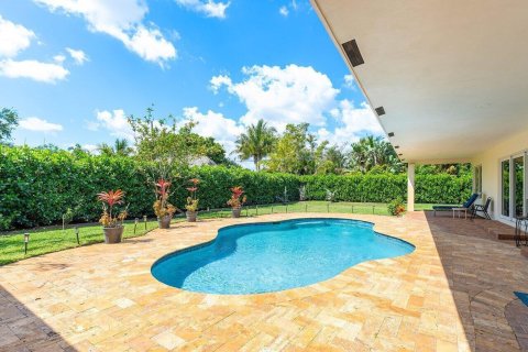 House in Delray Beach, Florida 5 bedrooms, 371.61 sq.m. № 2147263 - photo 5