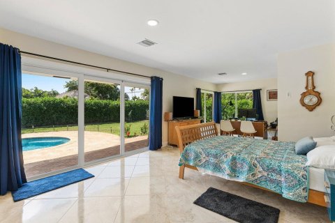 House in Delray Beach, Florida 5 bedrooms, 371.61 sq.m. № 2147263 - photo 24