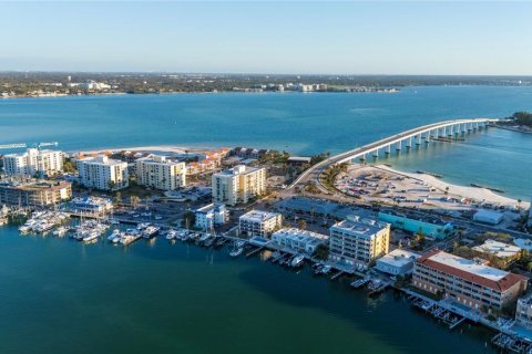 Condo in Clearwater, Florida, 2 bedrooms  № 1721646 - photo 28