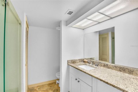 Condo in Clearwater, Florida, 2 bedrooms  № 1721646 - photo 19