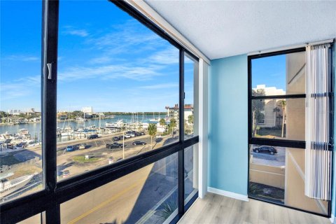 Condo in Clearwater, Florida, 2 bedrooms  № 1721646 - photo 8