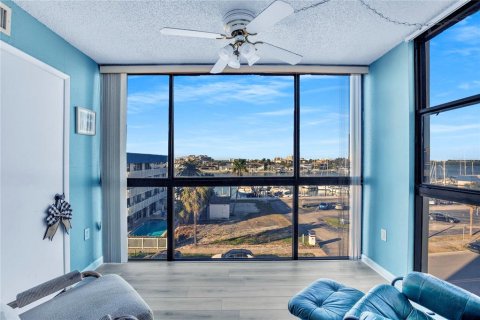 Condo in Clearwater, Florida, 2 bedrooms  № 1721646 - photo 7