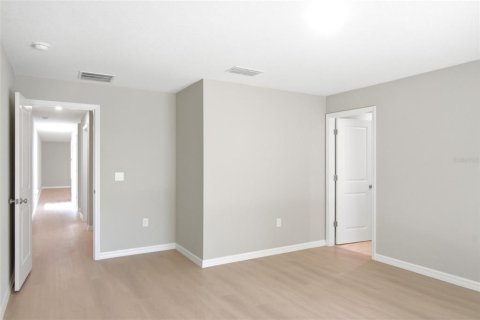 Casa en venta en Eustis, Florida, 3 dormitorios, 122.35 m2 № 2202202 - foto 14