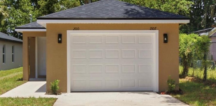 Casa en Eustis, Florida 3 dormitorios, 122.35 m2 № 2202202