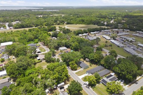 Casa en venta en Eustis, Florida, 3 dormitorios, 122.35 m2 № 2202202 - foto 27