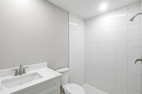 Casa en venta en Eustis, Florida, 3 dormitorios, 122.35 m2 № 2202202 - foto 16