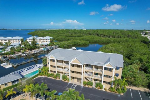 Copropriété à louer à Englewood, Floride: 2 chambres, 126.35 m2 № 1082997 - photo 3