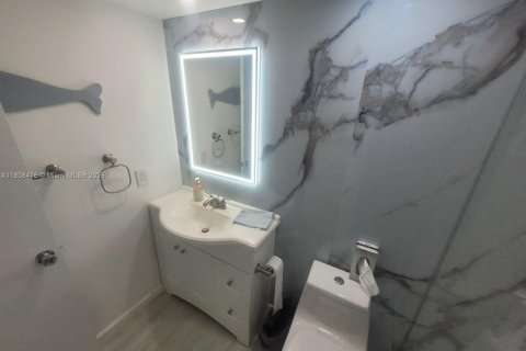 Copropriété à vendre à Hallandale Beach, Floride: 1 chambre, 71.53 m2 № 1980487 - photo 11