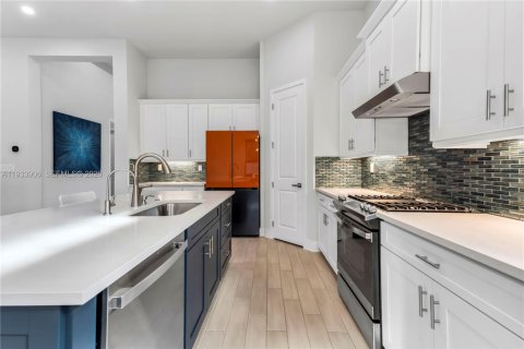 Casa en venta en Parkland, Florida, 3 dormitorios, 163.32 m2 № 2000401 - foto 5