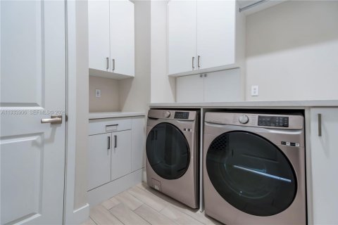 Casa en venta en Parkland, Florida, 3 dormitorios, 163.32 m2 № 2000401 - foto 27