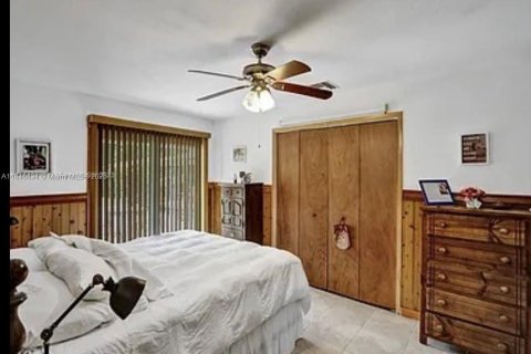 House in Homestead, Florida 3 bedrooms, 243.13 sq.m. № 1844126 - photo 26