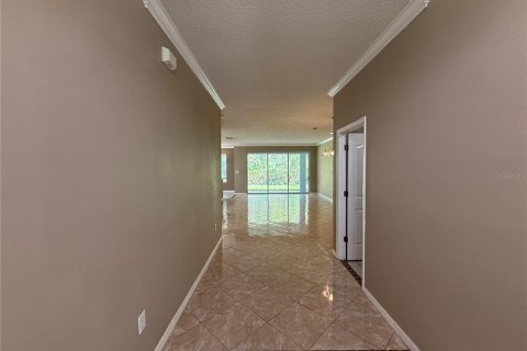Casa en alquiler en Tampa, Florida, 4 dormitorios, 193.98 m2 № 1900271 - foto 6