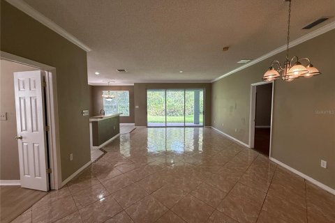 Casa en alquiler en Tampa, Florida, 4 dormitorios, 193.98 m2 № 1900271 - foto 8
