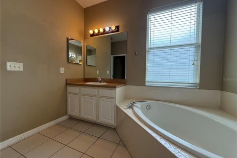 Casa en alquiler en Tampa, Florida, 4 dormitorios, 193.98 m2 № 1900271 - foto 29
