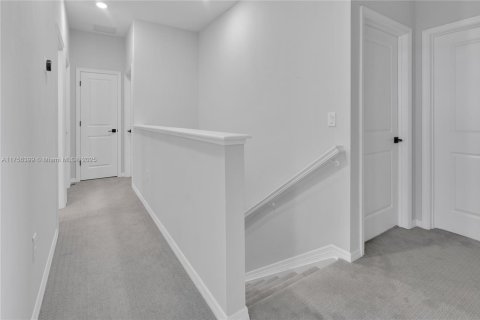 House in Tamarac, Florida 5 bedrooms, 245.82 sq.m. № 1819801 - photo 28