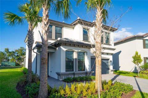 House in Tamarac, Florida 5 bedrooms, 245.82 sq.m. № 1819801 - photo 8